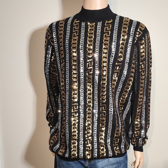 Elegant Black and Gold Sequin Crewneck Sweater - Picture 8 of 11